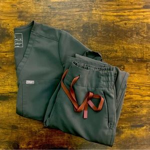 Figs XS Tall Evans scrub pants